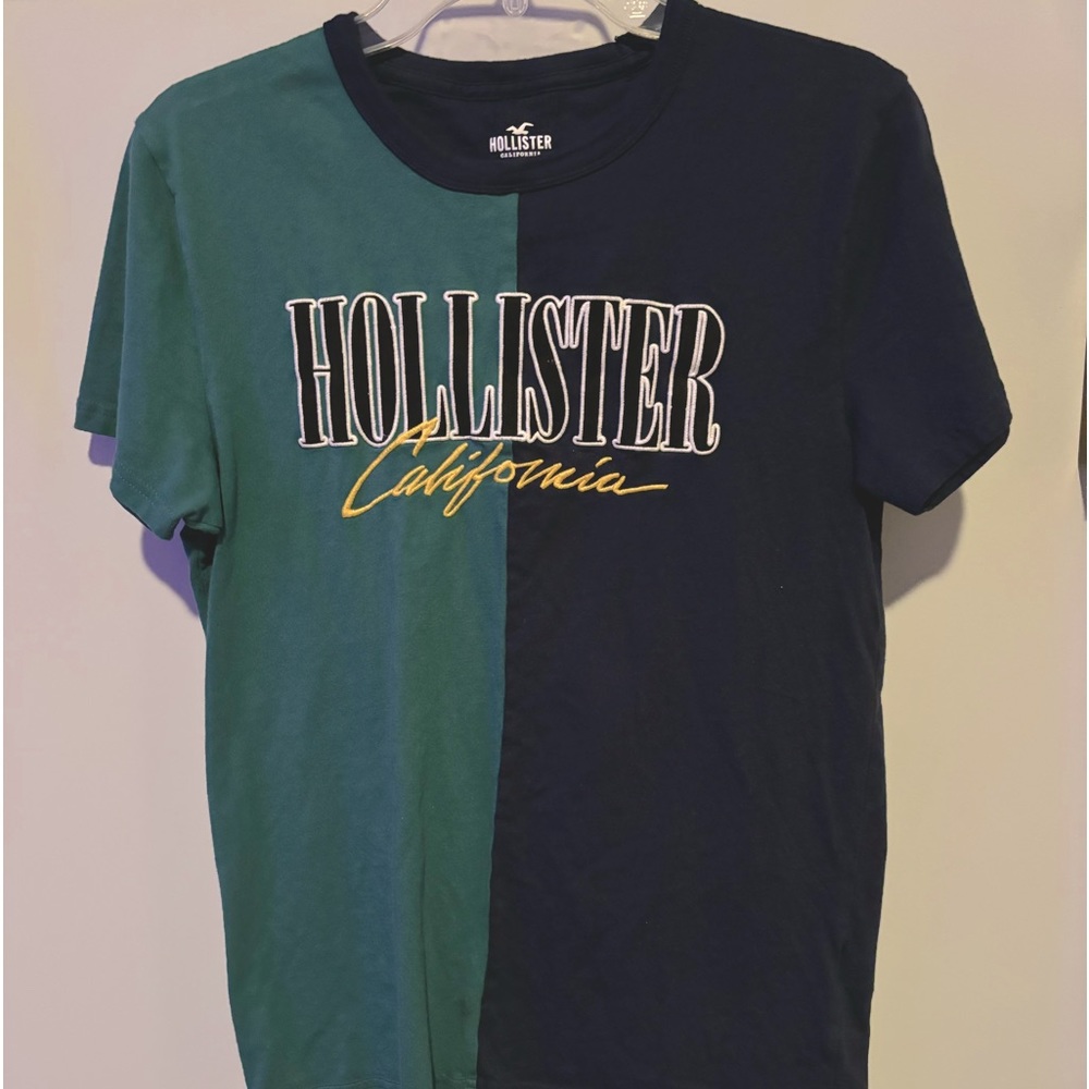 Hollister patched tee